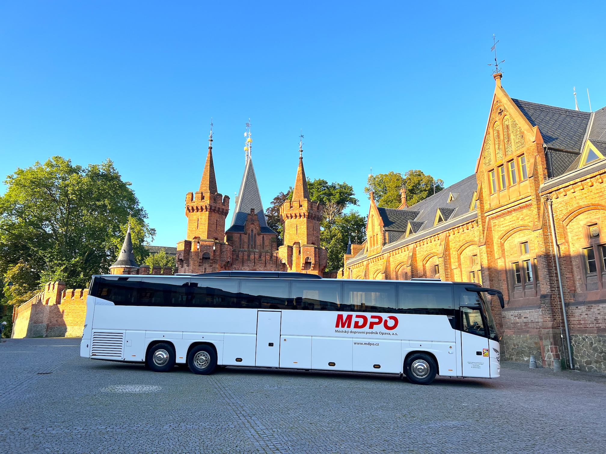 zájezdový autobus
